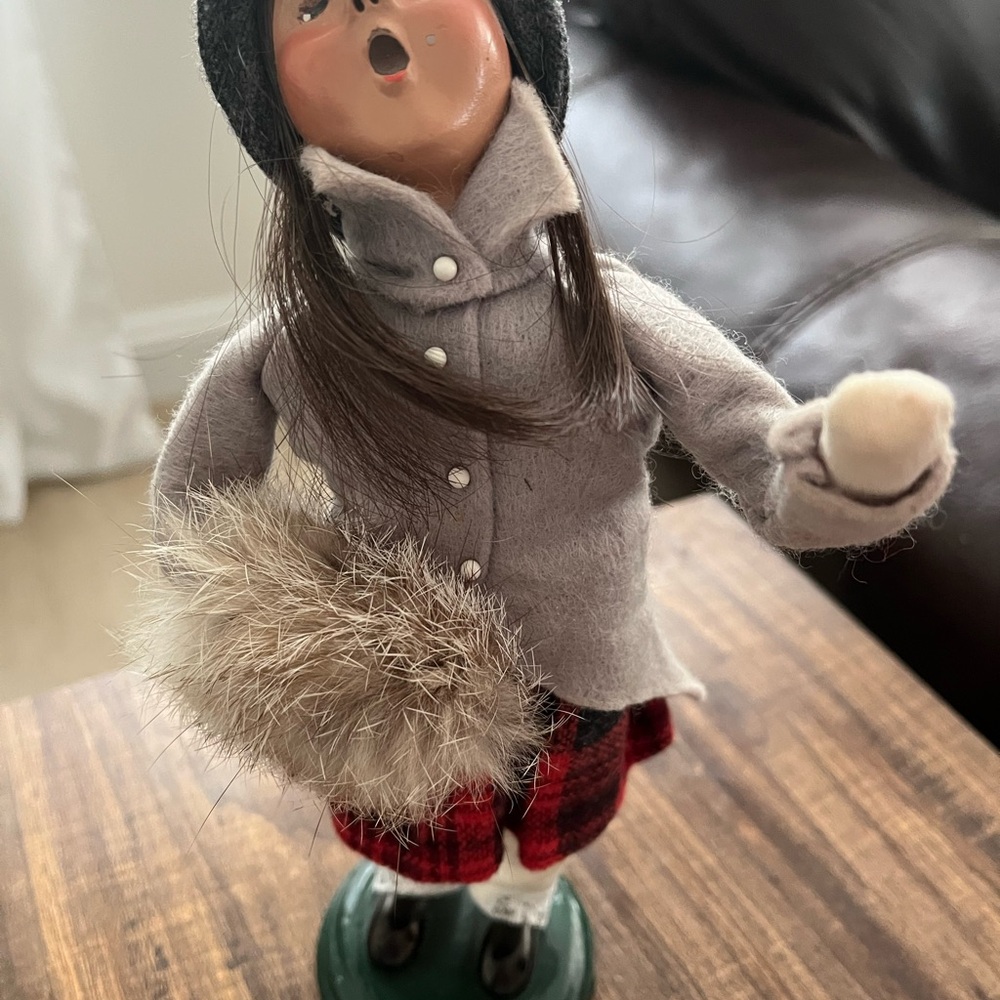 Byer’s Choice Ltd. 1998 Caroler Doll with Red Plaid Skirt